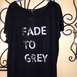 Ellos Fade To Grey soft T-Shirt
